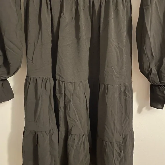 Dokotoo NWT Womens Smocked Black Dress Small Ruffle Off Shoulder Milkmaid - Picture 6 of 12